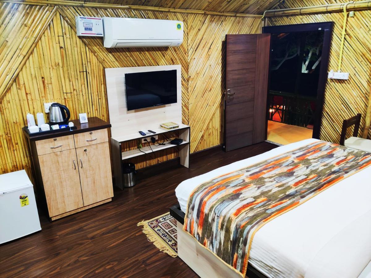 Hotel Bamboo Castle Jaipur Extérieur photo
